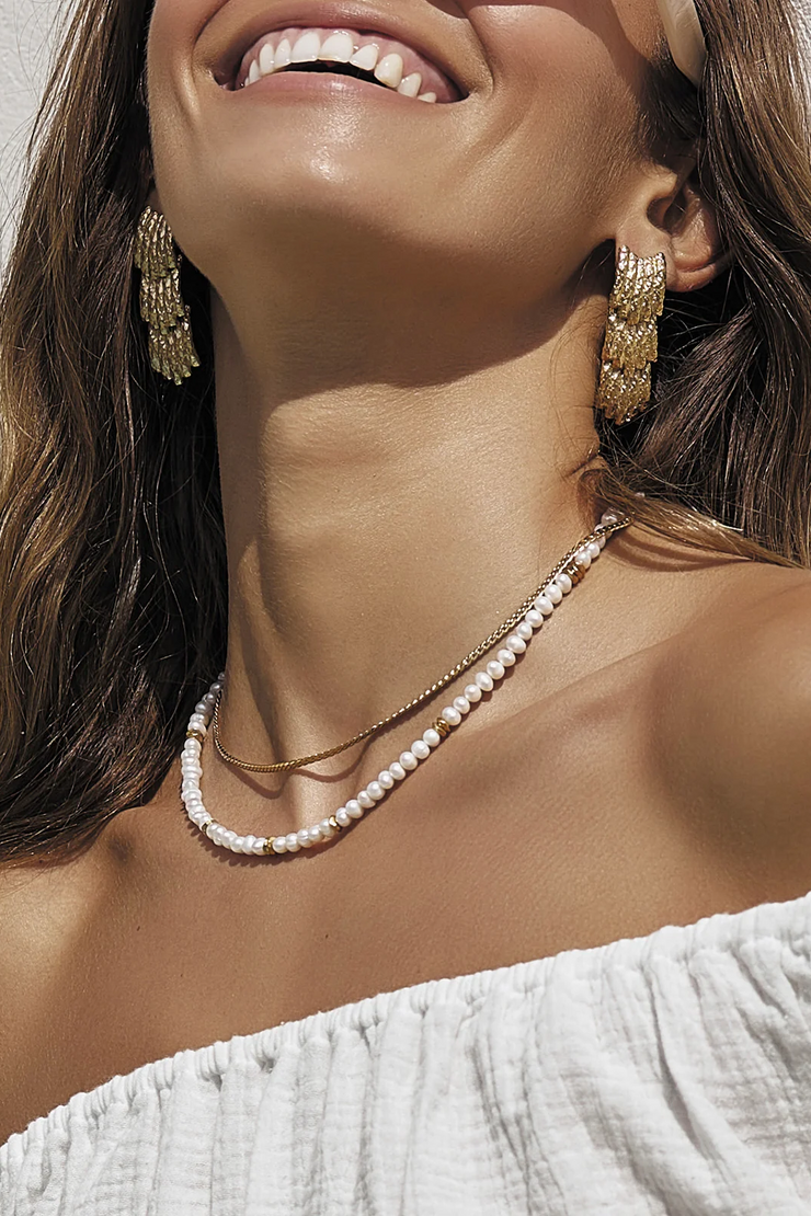 Arms of Eve Sloane Pearl Necklace // Gold