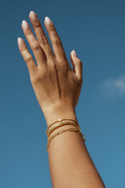 Arms Of Eve River Pearl Bracelet // Gold