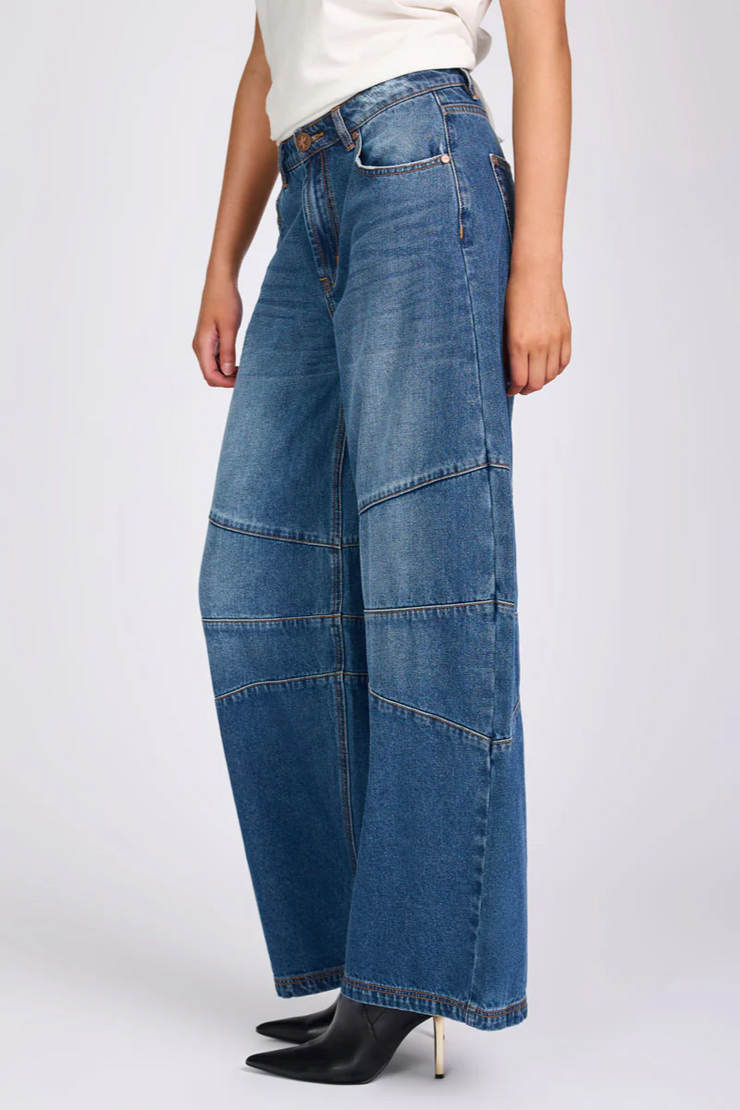 One Teaspoon Barrel Mid Waist Wide Leg Denim Jeans // Pacifica Blue