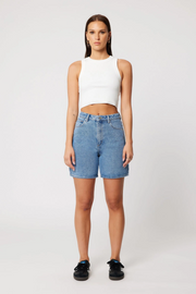 Abrand Carrie Short // Naomi