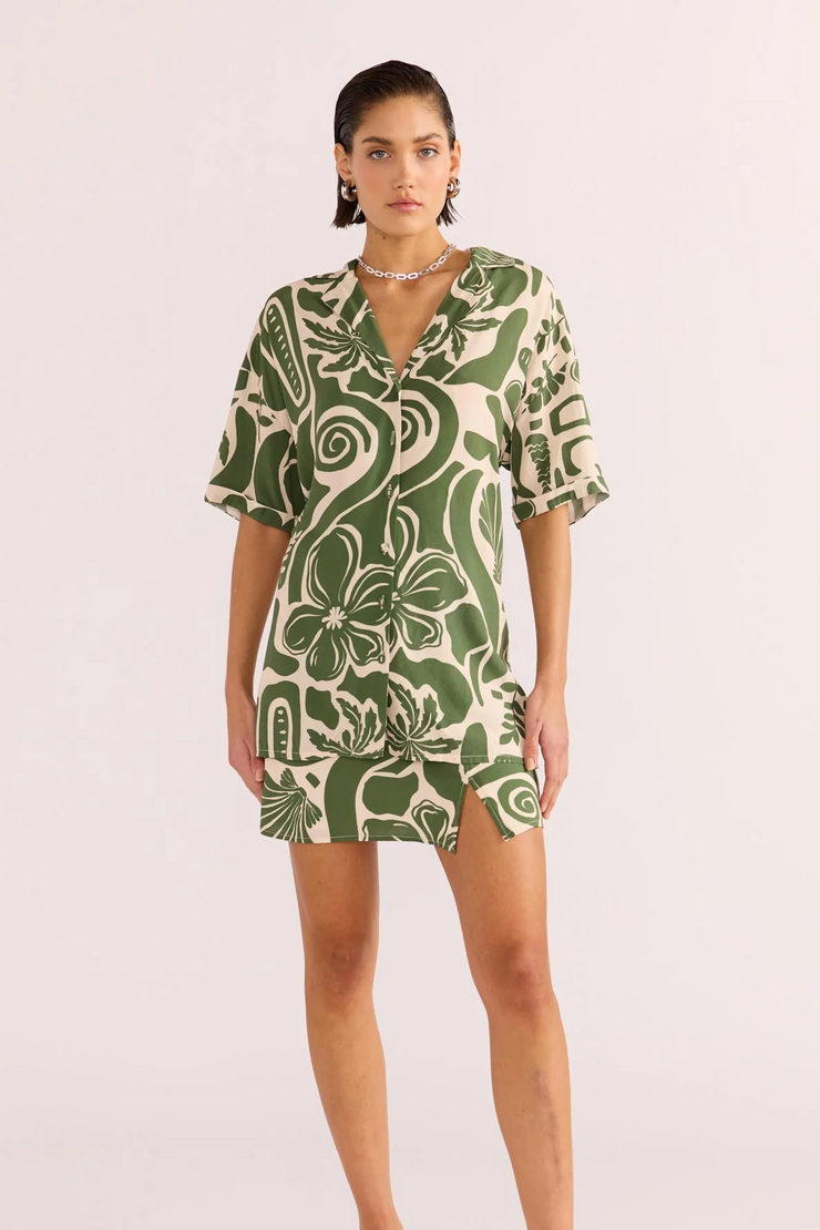 Mink Pink Amos Resort Shirt // Green