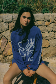 Ciao Ciao Cloud Hibiscus Haven LS Tee // Blue