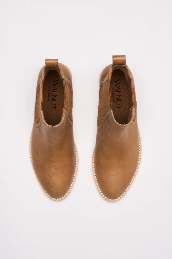 Walnut Cora Leather Boot // Tan