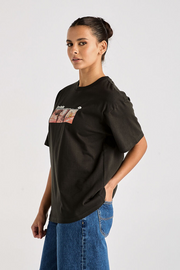 Lee Streets Baggy Tee // Worn Black