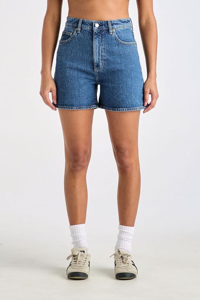 Lee High Mom Slim Short // Blue Stone