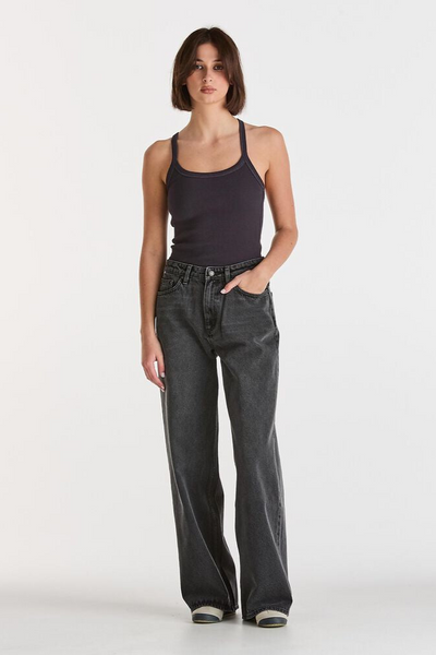Lee Mid Slouch Jean // Basalt