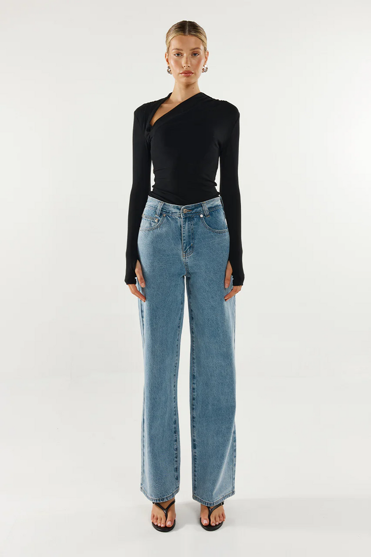 Madison The Label Laury Top // Black