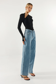 Madison The Label Laury Top // Black