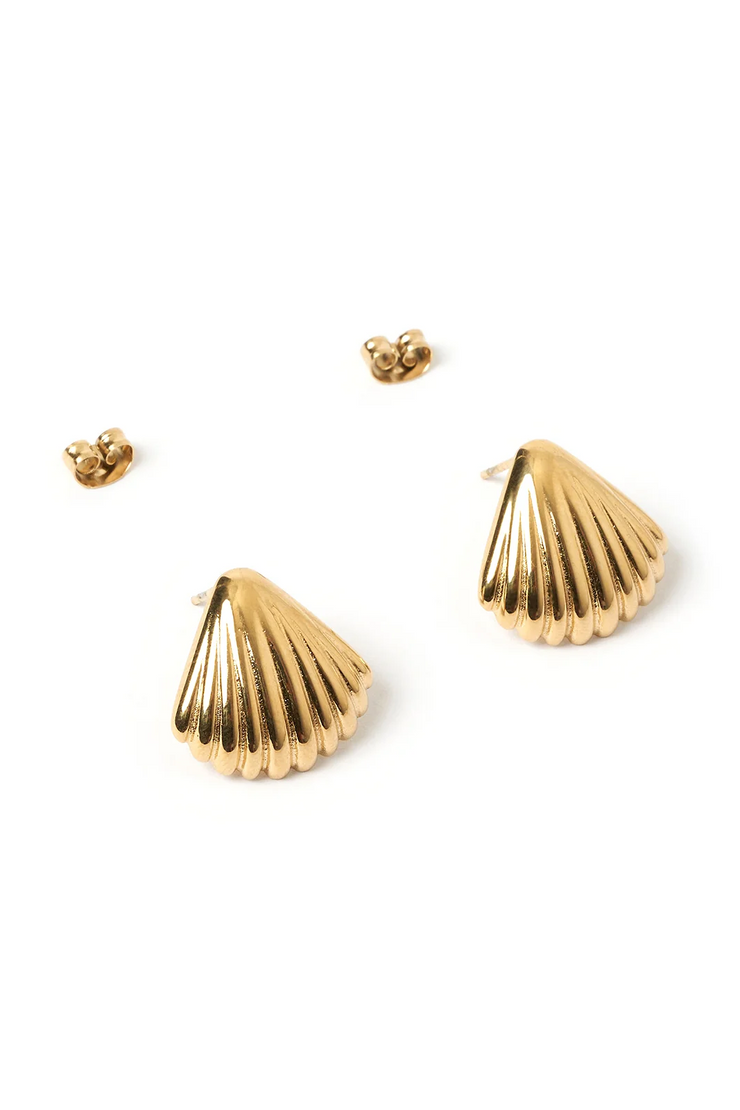 Arms Of Eve Perla Shell Earrings // Gold