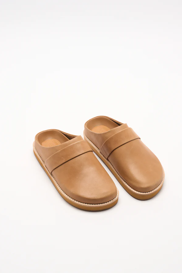 Walnut Palmer Leather Mule // Tan