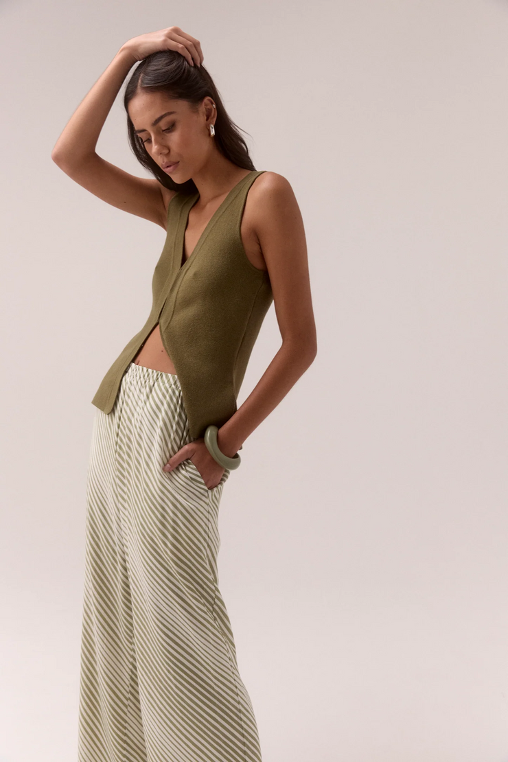 Sovere Sentiment Knit Top // Olive